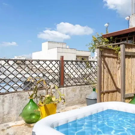 Dimora Enea Con Idromassaggio -salento Reserva... Apartmán *