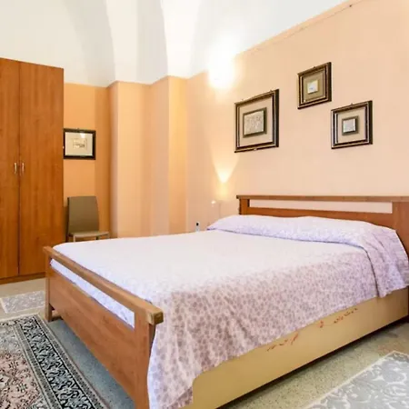 Dimora Enea Con Idromassaggio -salento Reservation