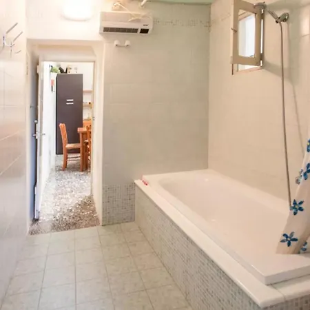 Dimora Enea Con Idromassaggio -salento Reservation Ugento